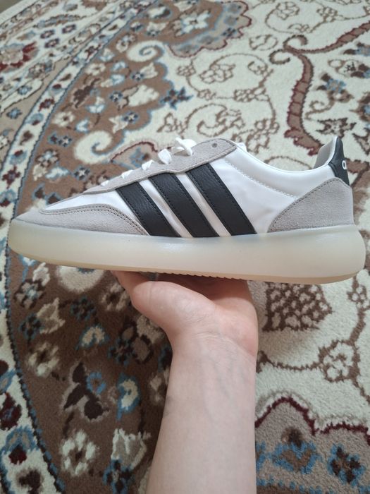 Кроссовки/кеды addidas BARREDA DECODE LUX Белые