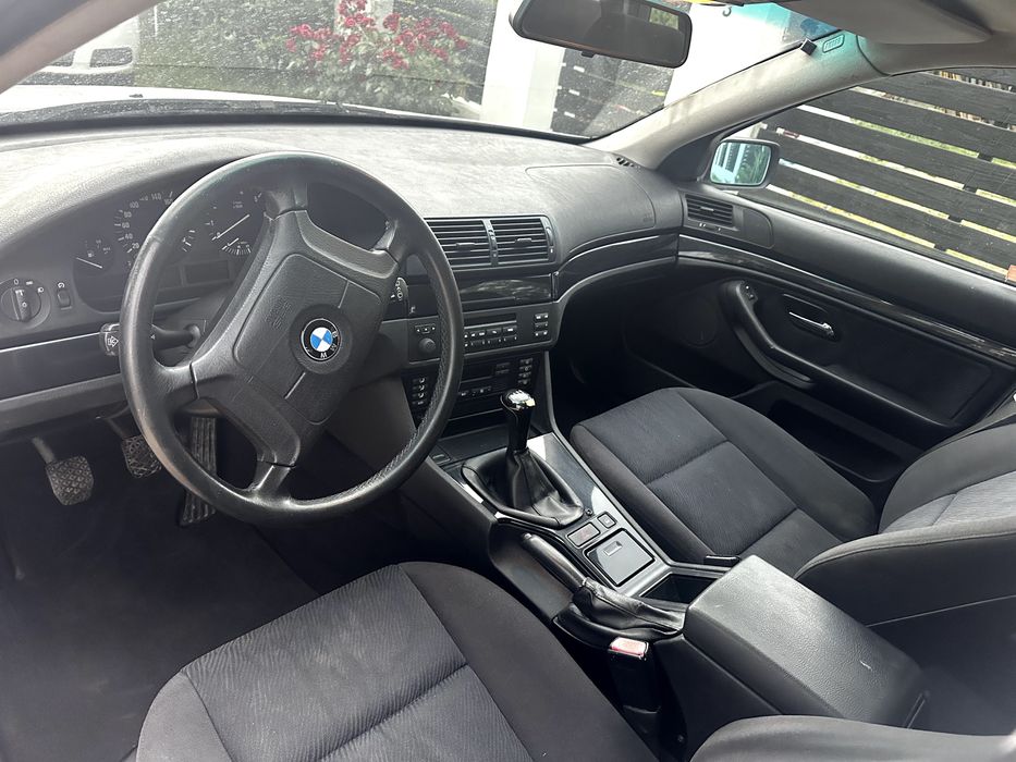 Vand BMW Seria 5 523i