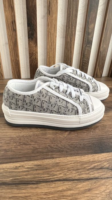 Намаление! Кецове Christian dior и Adidas