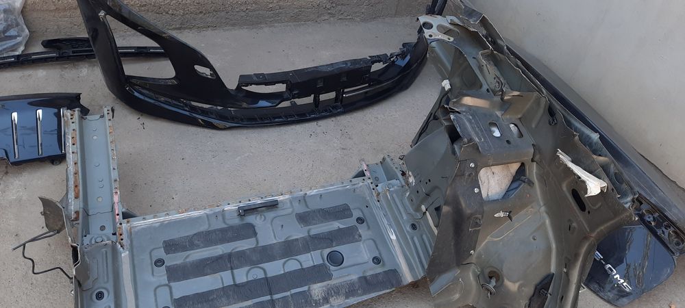 Авто запчасти на авто Hongqi e-qm5