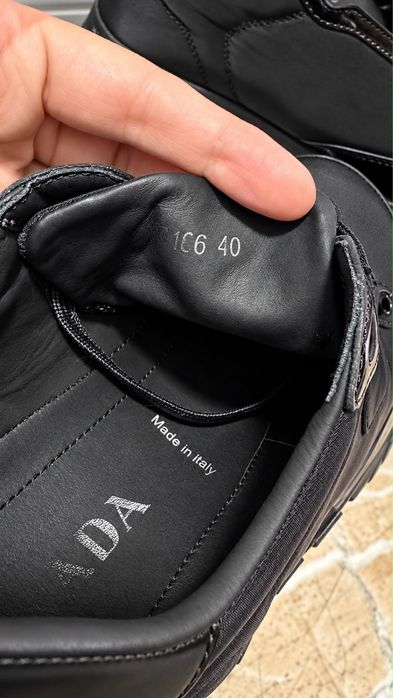Кроссовки Prada женские