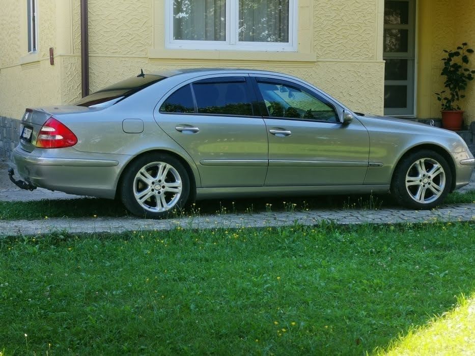 MERCEDES-BENZ E-Class 2004 — imagine 5