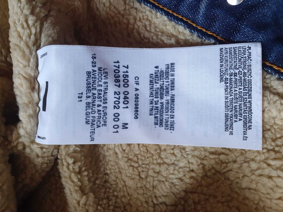 Geaca de blugi LEVI'S 71500 Sherpa (fabricata in anul 2002) - Marime M
