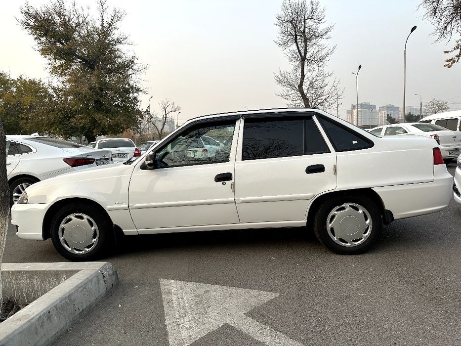 Продаю свою Нексия2 Сонс