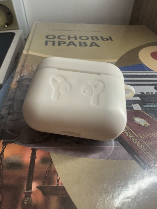 AirPods pro 1 кейс без наушников