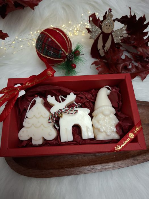 Figurine de Crăciun- seturi cadou