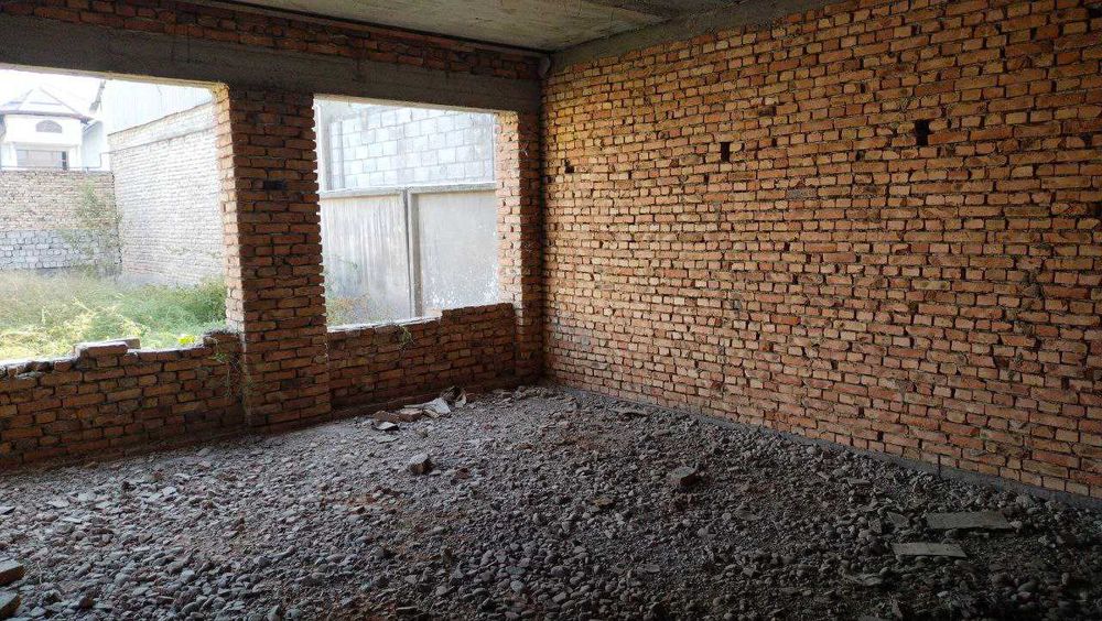 Фаргона Шахар Ёрмозор, Ховли 6 сотих, 2 каватли курилиши