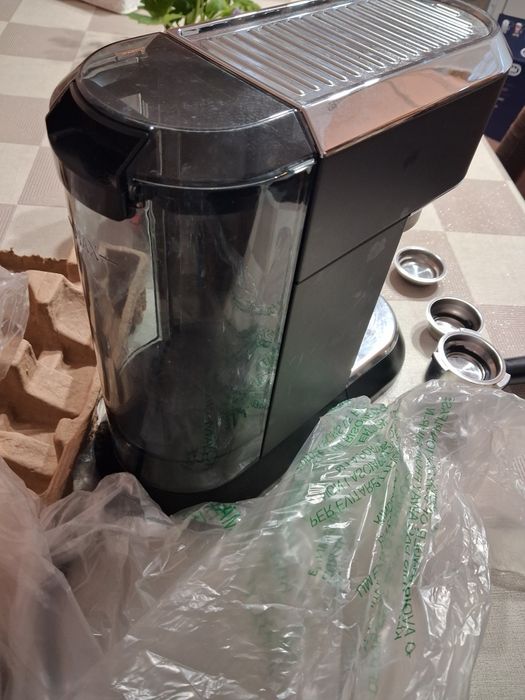 DeLonghi dedica style нова кафе машина