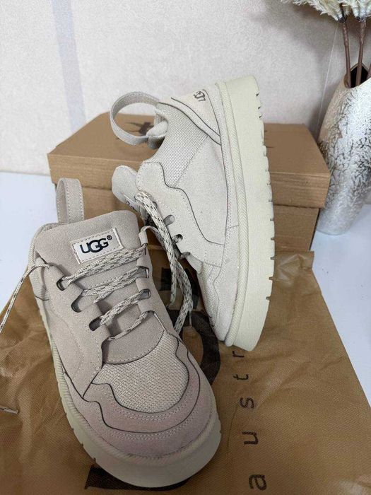 UGG Calitate 250 LEI