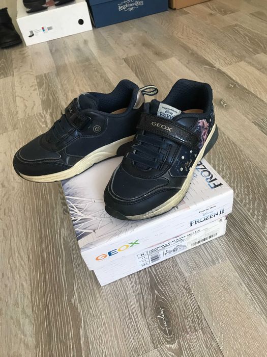 Обувь детская на девочку