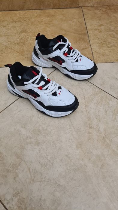 Кроссовки Nike tekno,новые