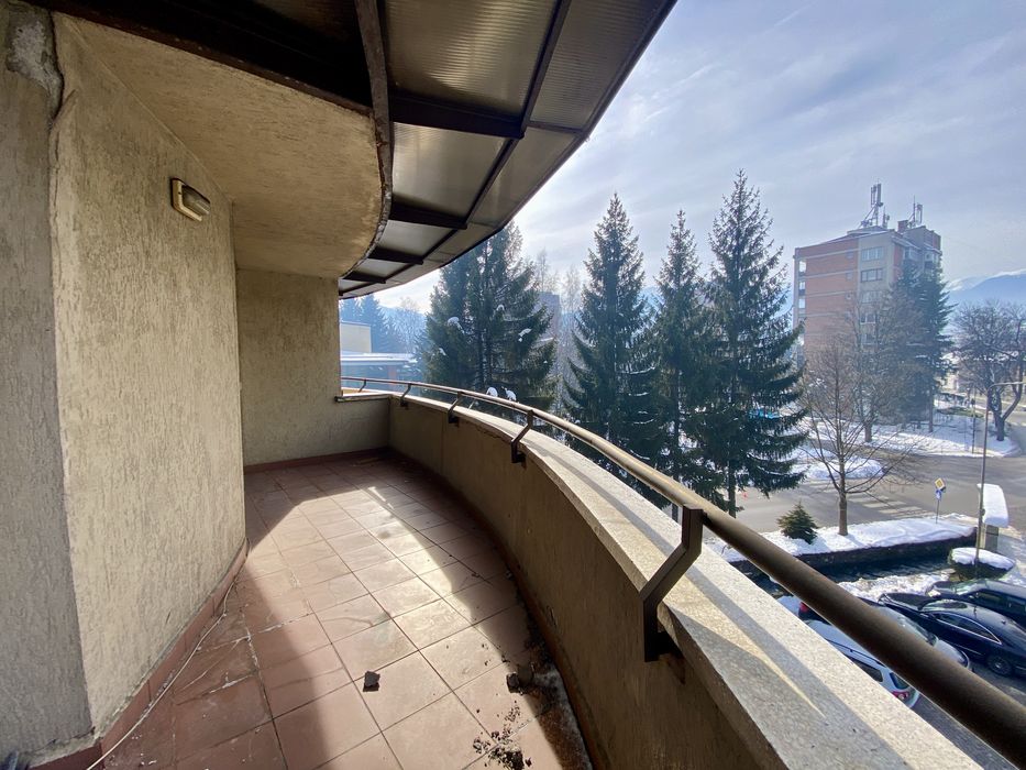 Продава се Многостаен апартамент в Разлог - 169 кв.м за 1000 €/кв.м - Снимка #8