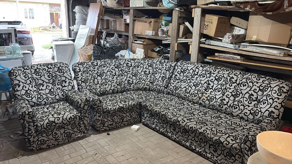 Продам диван б/у за 6000тг самовывоз из Косшы