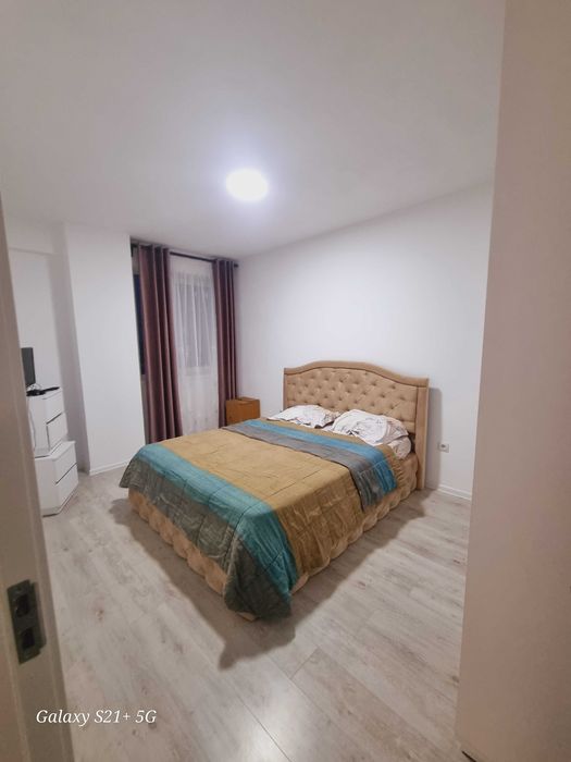 Apartament 3 camere de inchiriat