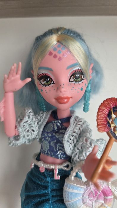 monster high лагуна