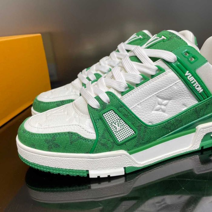 Adidasi Louis Vuitton Trainer Premium