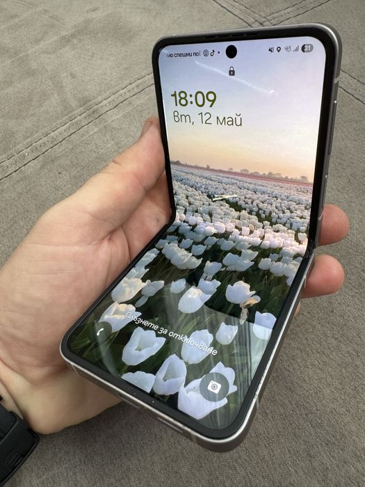 Samsung galaxy z flip 6 256gb.