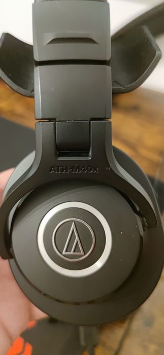 (Rezervat) Casti Audio-techica ATH-M40X