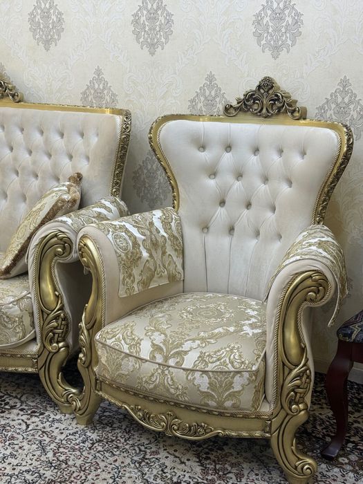 Продается комплект! Диван + 2 кресла