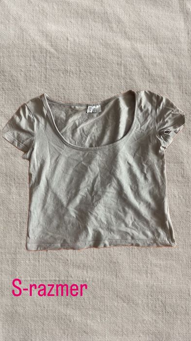 Светло сива тениска от H&M