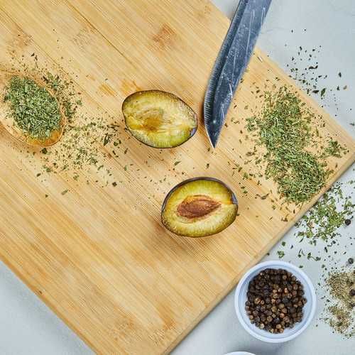 Комплект 4 броя бамбукови дъски за ценители с поставка