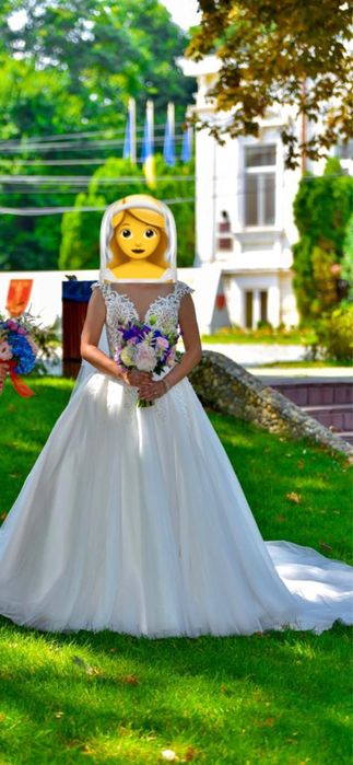 Vând rochie mireasa La Novia tip sirena+ trena