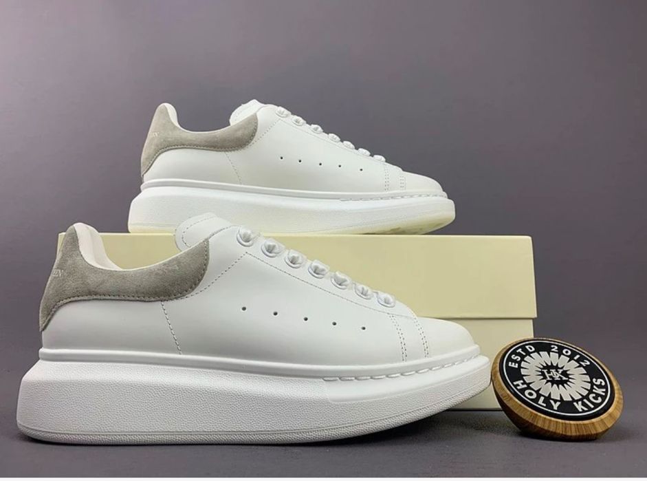 Alexander McQueen Adidasi