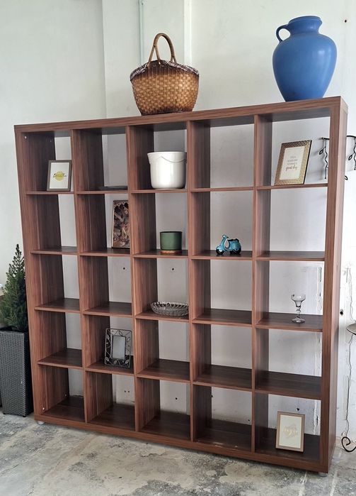 Bibilioteca- etajera