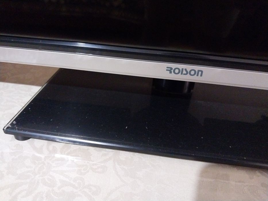 Телевизор ROISON.