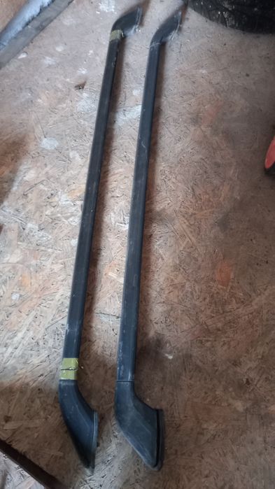 Правое крыло, рейлинги продольные, руль