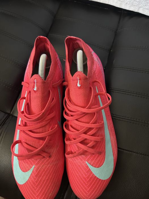 Nike Mercurial Zoom Vapor 16