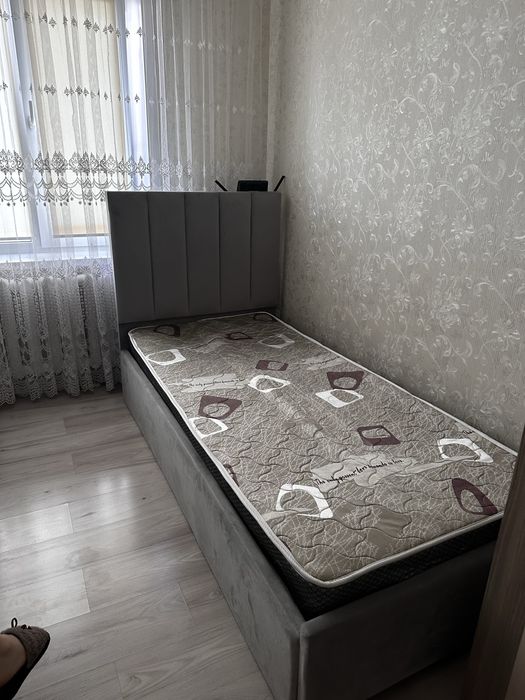 Односпальный кровать