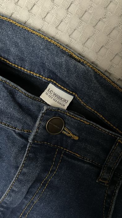 Джинсы подростковые