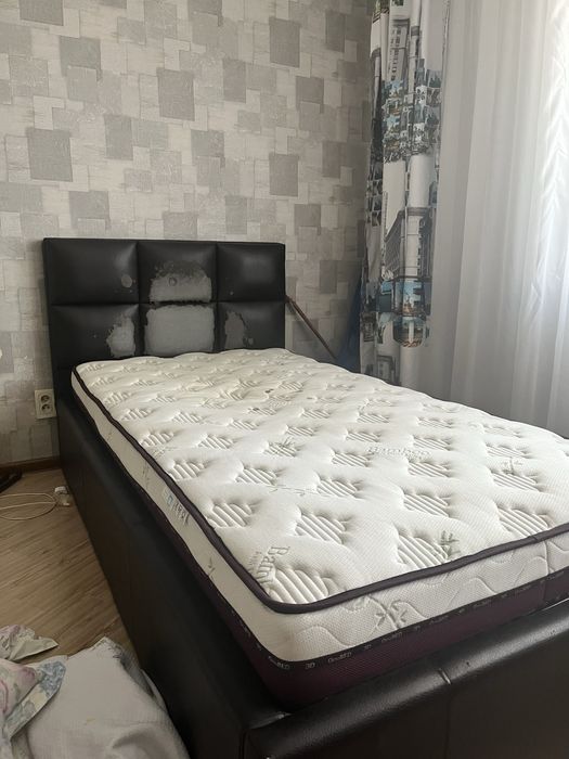Одноместный кровать