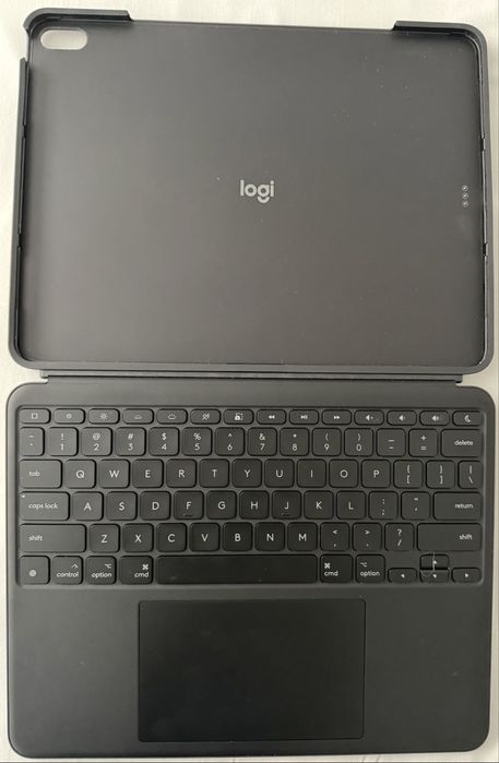 Ipad Pro 11” Keyboard - Logitech Combo Touch
