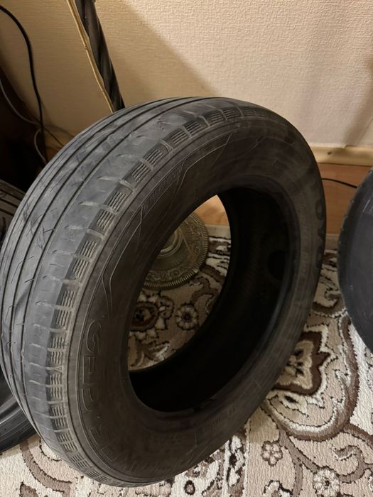 Продам комплект летней резины