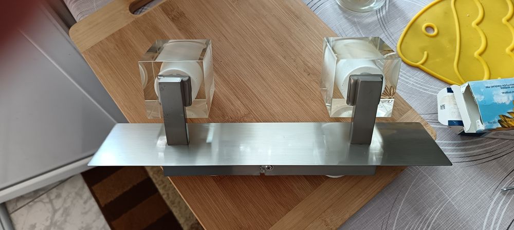 Aplică perete cu două corpuri din sticlă