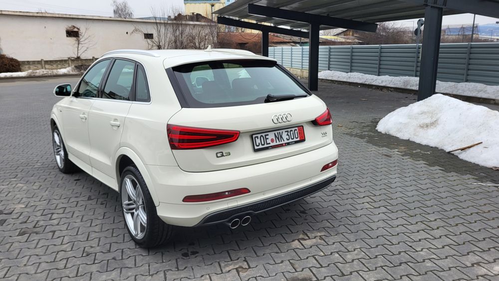 Vând Audi Q3 4X4( quqtrro)S-LINIE cutie automată 7+1 viteze euro 5 Imp