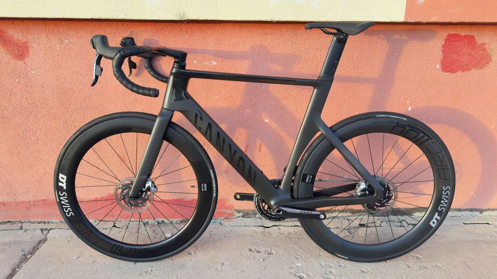 Canyon aeroad CFR Sram axs dt swiss