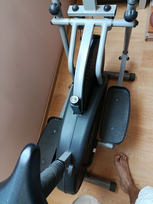 Эллиптический тренажёр