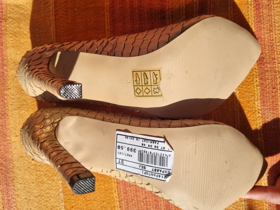Pantofi Nissa piele naturala marimea 37