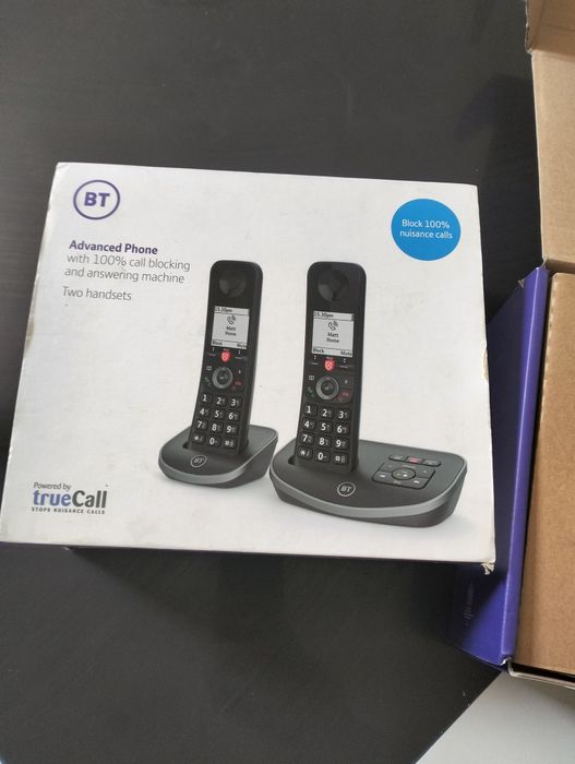 2seturi a câte 2 receptoare fara fir BT Advancet