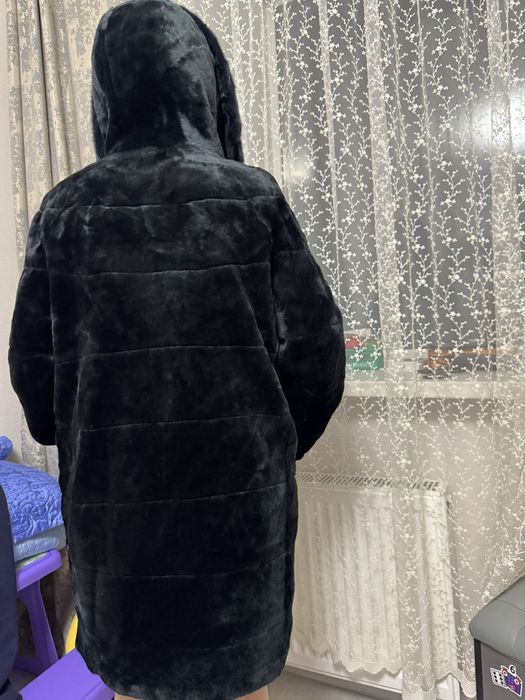 Продам шубу мутон в идеальном состояний