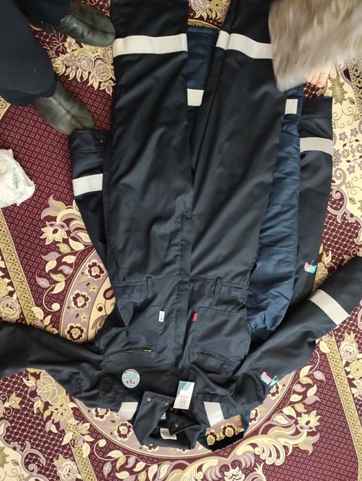 Комбенезон, спецовка