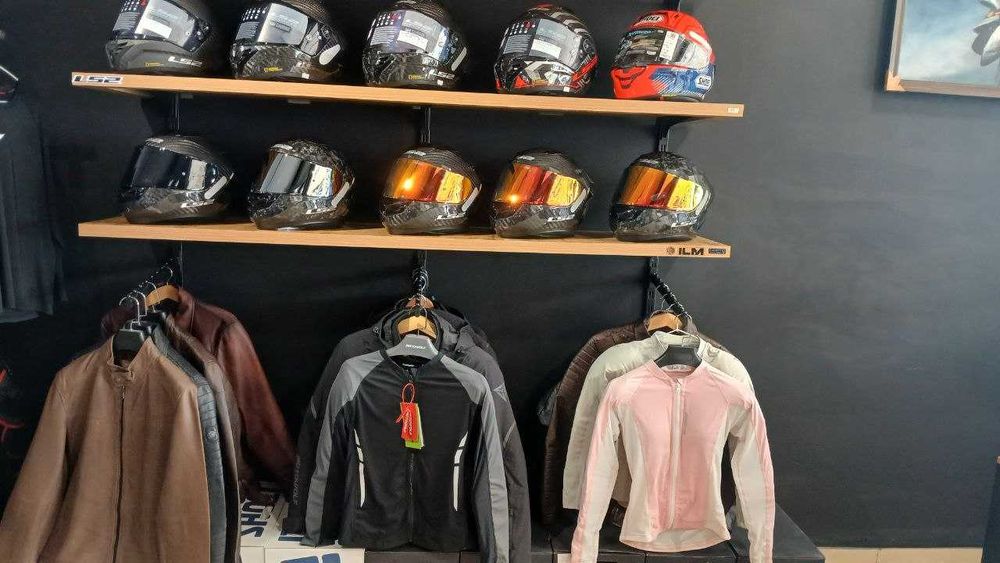 Shlem, Kurtka, Perchatka, Motobot