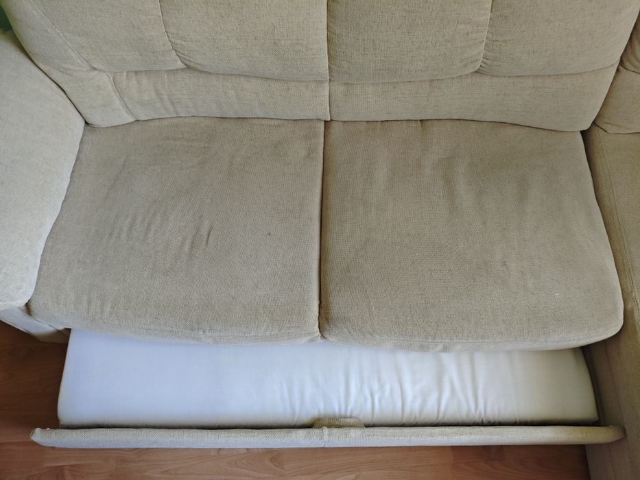 Ъглов диван бежов