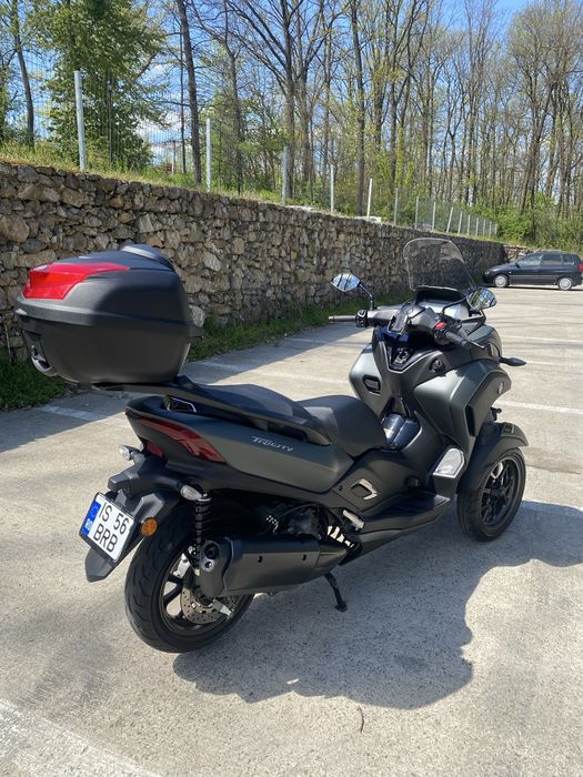 Vând Yamaha Tricity 300 2021
