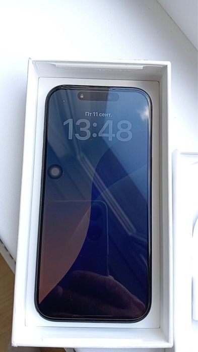 iPhone 16 pro 256 гб