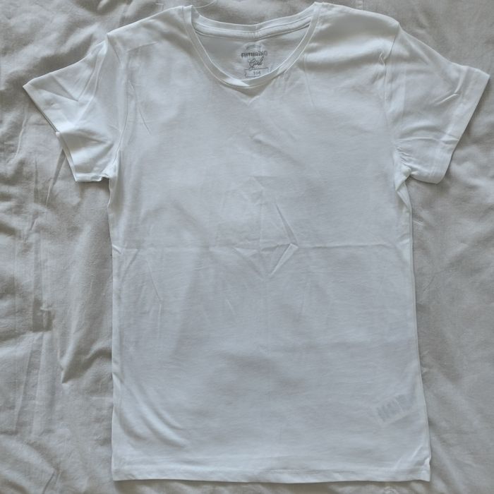 Футболки новые 44р.