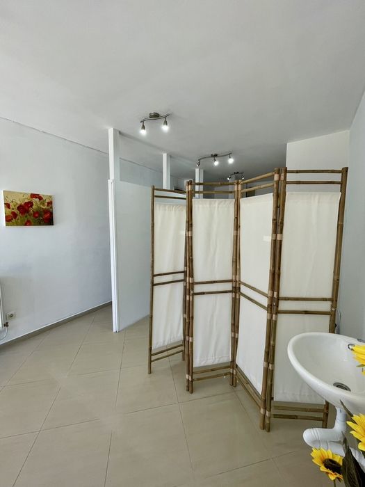 Дава се под наем Офис в Перник, Изток - 30 кв.м за 204 € - Снимка #2